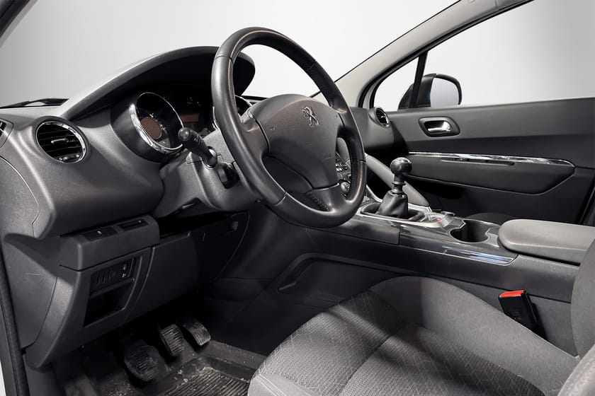 Bild 5 av Peugeot 3008 SUV 1,6HDI ACTIVE/DRAGKROK