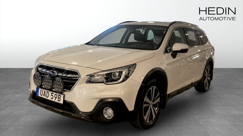 Bild 1 av Subaru Outback 2.5 AWD Lineartronic SUMMIT, dragkrok, 175hk