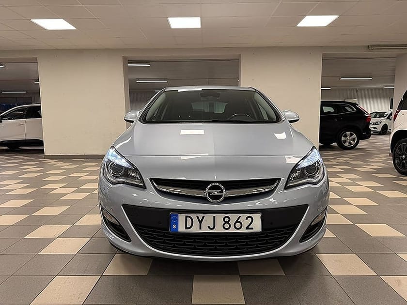 Bild 3 av Opel Astra 1.4 Turbo Automat Enjoy 140 Hk
