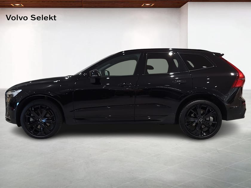 Bild 3 av Volvo XC60 T6 Plus Black Nordic Edition