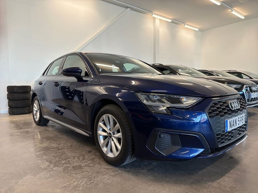 Bild 3 av Audi A3 Sportback 35 TFSI PROLINE 150 HK 6-VÄXLAD