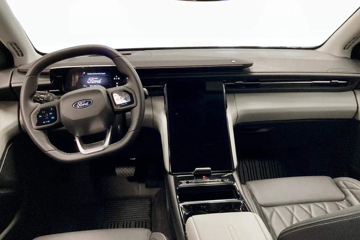Ford Explorer EV Extended Range RWD