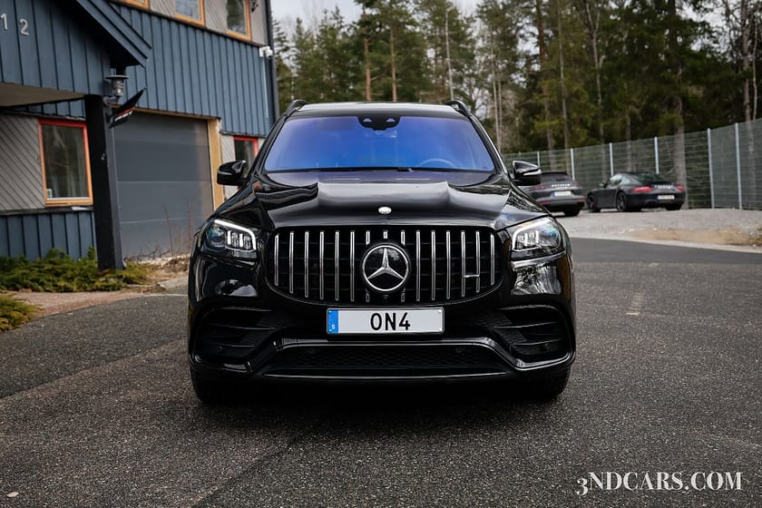 Bild 2 av Mercedes-Benz AMG GLS 63 4MATIC+ PANO BURMESTER BAKSÄTESPAKET MM MOMS