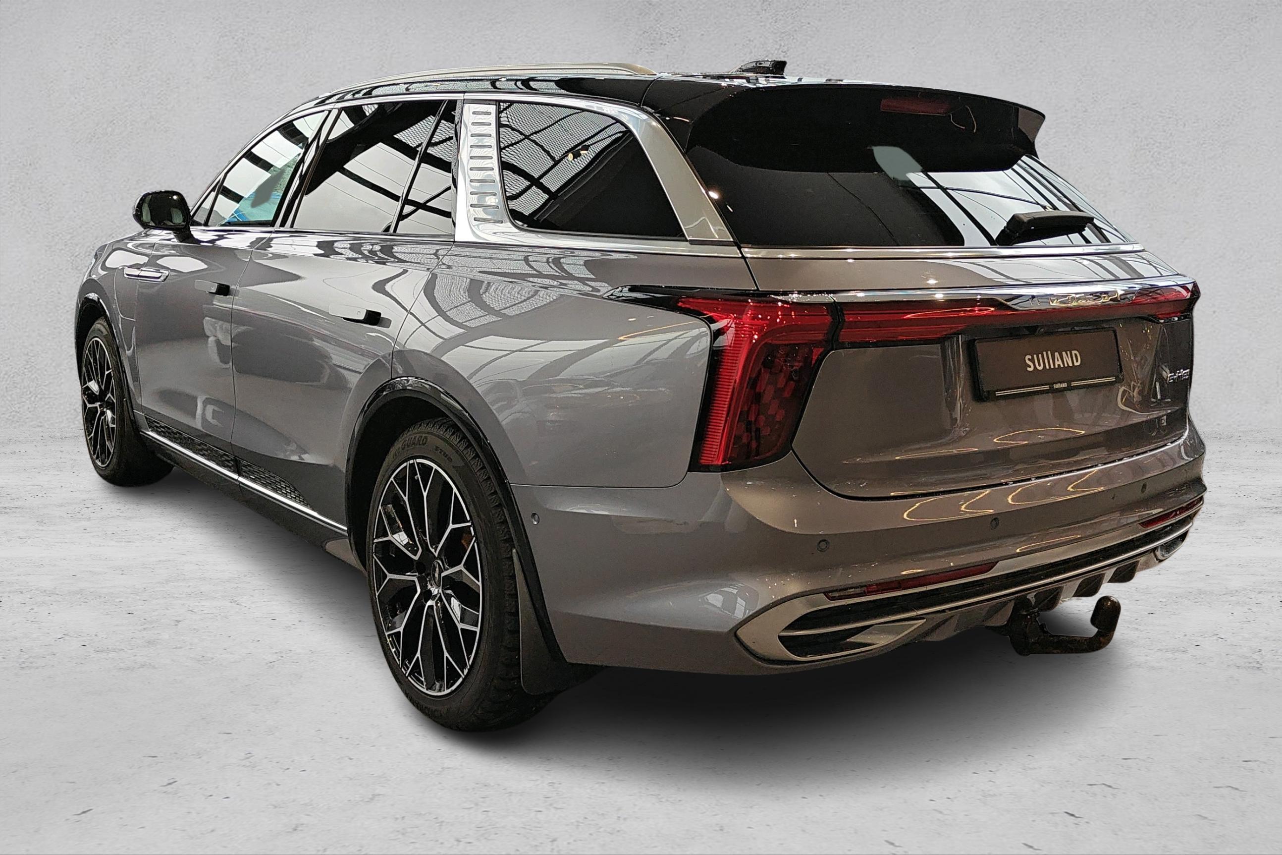 Thumnail bilde 2 av Hongqi E-HS9 Exclusive