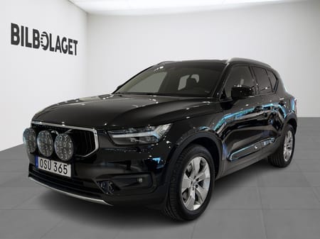 Volvo XC40 D4 AWD Momentum Intro Edition (DRAG/KAMERA/NAV)