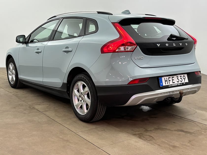 Bild 4 av Volvo V40 Cross Country D2 Business 120hk Dragkrok Nyservad