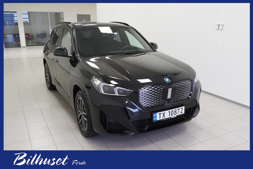 Bilde 4 av BMW iX1 xDrive30 