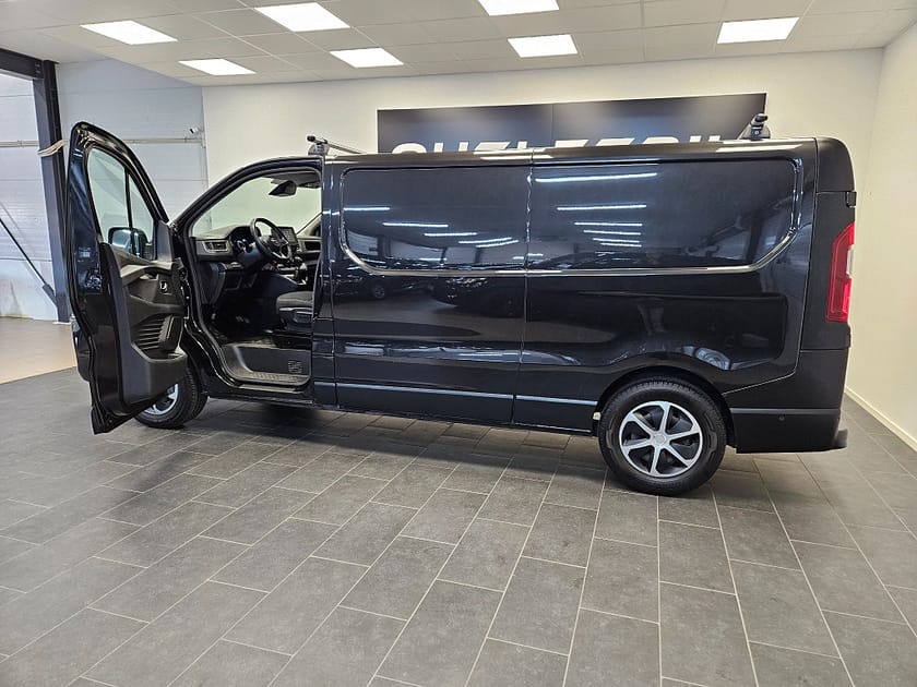 Bild 3 av Nissan Primastar 2.0dCi 150hk Värmare Drag B-cam Verkstadsinredning MOM