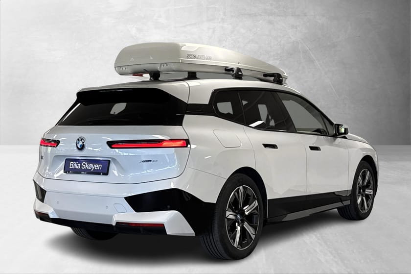 Bilde 4 av BMW iX xDrive50 Fully Charged, Skiboks, Luft, 4Hjul, H/K