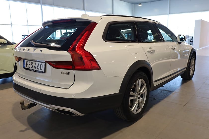 Bild 5 av Volvo V90 Cross Country D4 AWD Business Geartronic Navi Drag VOC K-Rem bytt