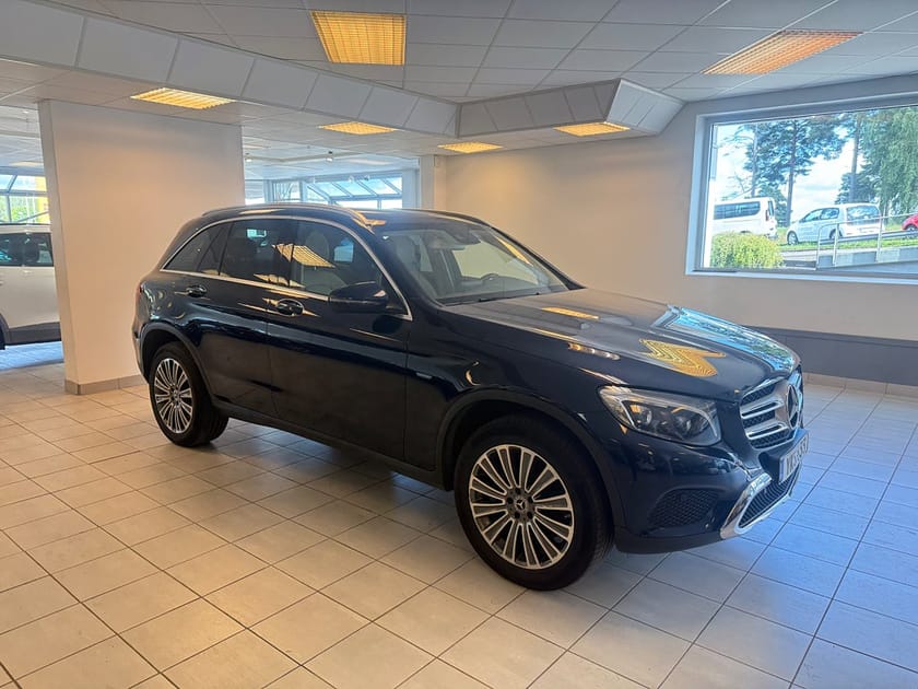 Bild 4 av Mercedes-Benz GLC 350 e 4MATIC 7G-Tronic Luxury Pano Skin Drag