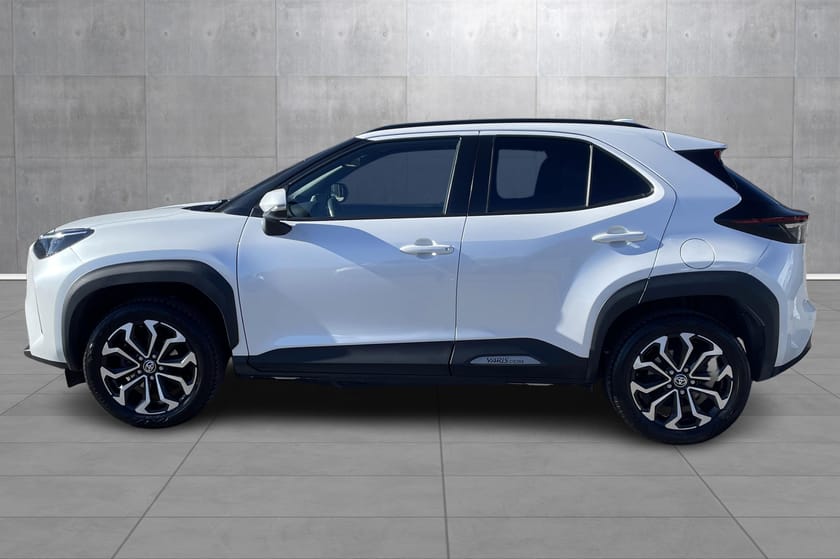 Bilde 2 av Toyota Yaris Cross Hybrid AWD-i AWD Active Tech