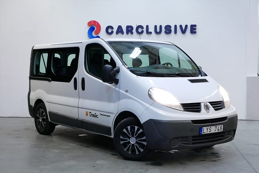 Bild 1 av Renault Trafic Kombi 2.0 dCi 9-sits | 1421kr/mån | Aut| Drag