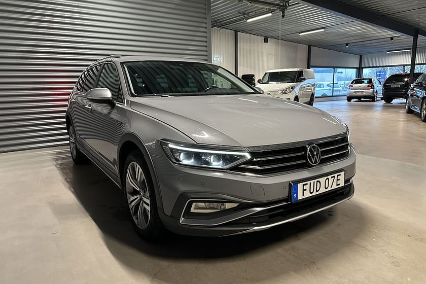 Bild 3 av Volkswagen Passat Alltrack 2.0 TDI 4M Backkamera Värmare Navi Drag Euro 6