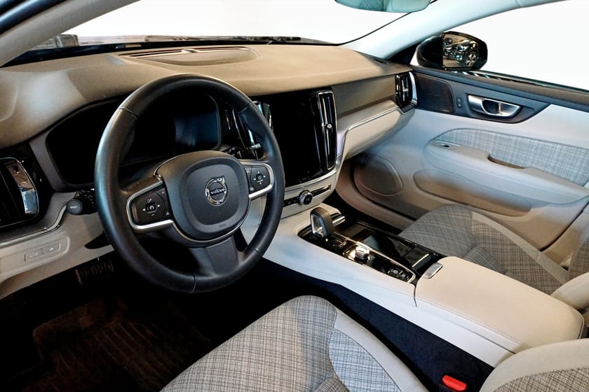 Bild 5 av Volvo V60 Recharge T6 II Core Edition