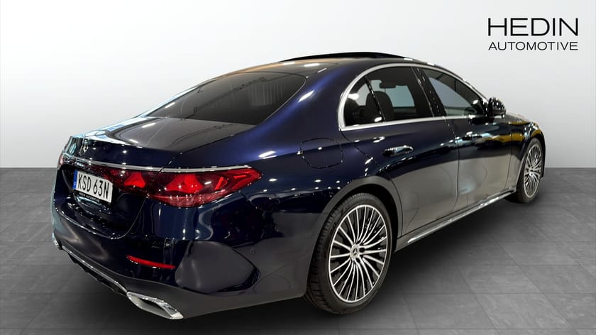 Bild 3 av Mercedes-Benz E 220 d 4MATIC AMG PAKET, PANORAMA, 197hk, 2024