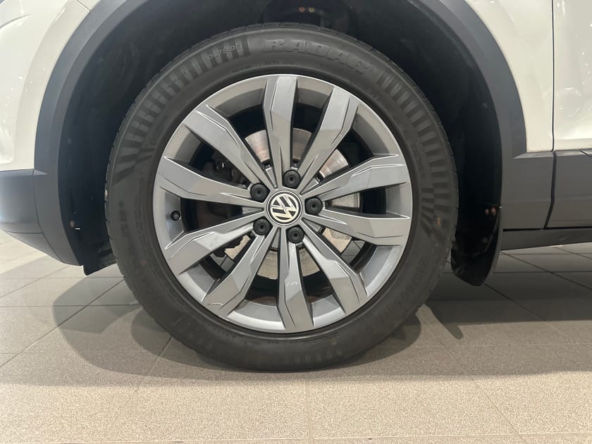 Bild 3 av Volkswagen T-Roc 1.0 TSI Base