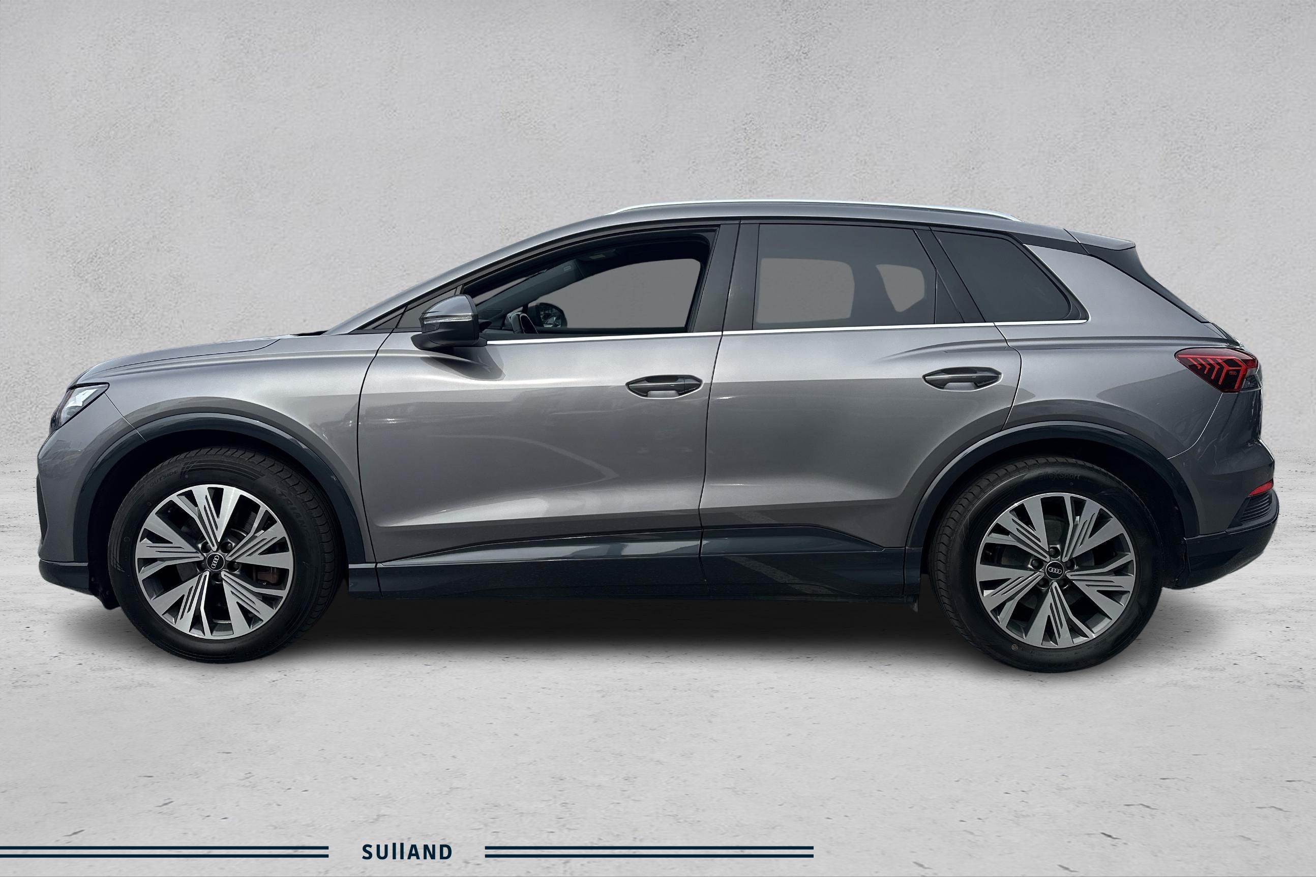 Thumnail bilde 1 av Audi Q4 50 e-tron quattro