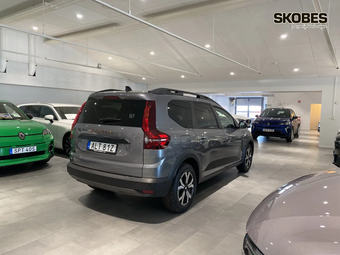Dacia Jogger 7-sätes HYBRID 140