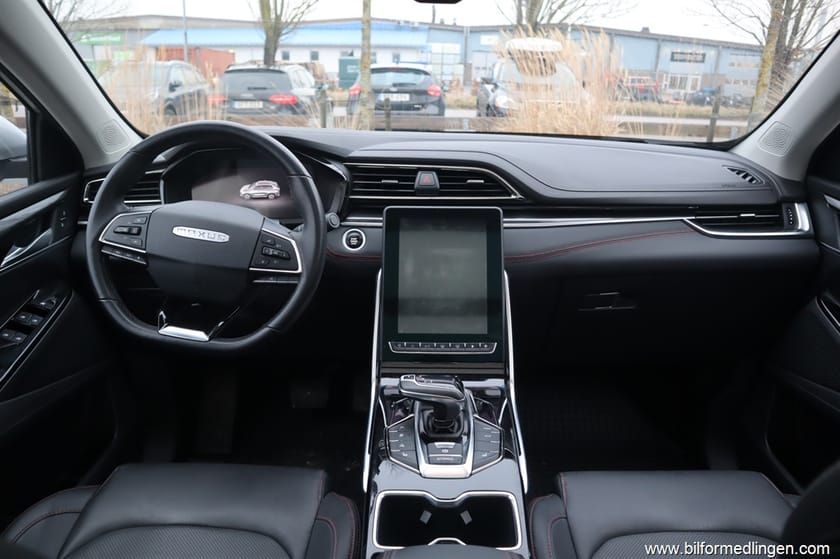 Bild 5 av Maxus Euniq 6 SUV 177hk Momsbil Panoramatak Skinn Svensksåld 1 Ägare