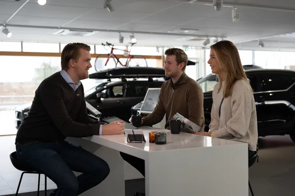 Kontakta Rejmes Bil i Halmstad