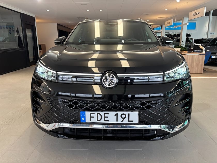 Bild 2 av Volkswagen Tiguan eHybrid R-Line-Edition SNABB LEV 4395kr/mån tom 5/4