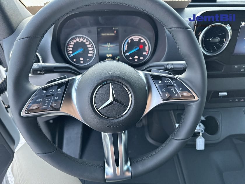 Bild 4 av Mercedes-Benz eSprinter 420 113 kWh 45 mil räckvidd, Klimatpremie kan sökas
