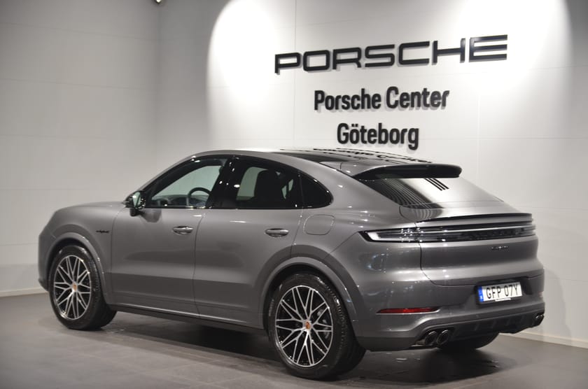 Bild 5 av Porsche Cayenne Coupé E-Hybrid Black Edition / Leasebar