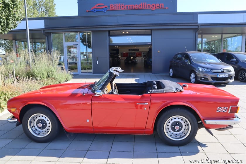Bild 1 av Triumph TR6 2.5 Skinnklädsel