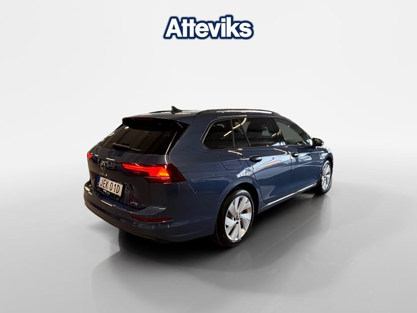 Bild 3 av Volkswagen Golf Sportscombi eTSI 150hk DSG Life/Drag/Kamera