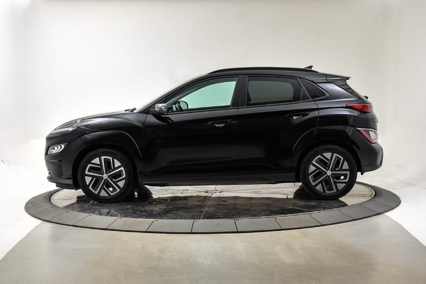 Bilde 2 av Hyundai Kona Electric Premium LR 484KM WLTP/Skinn/APP/ACC+