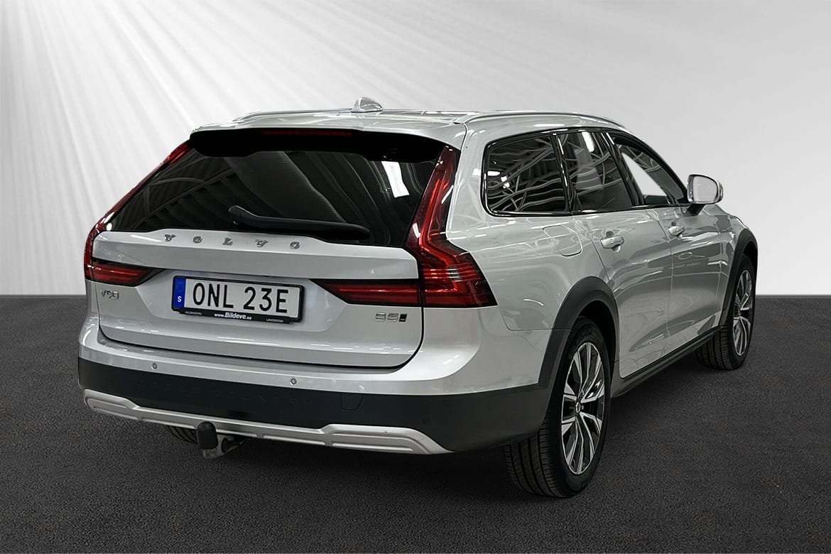 Volvo V90 Cross Country