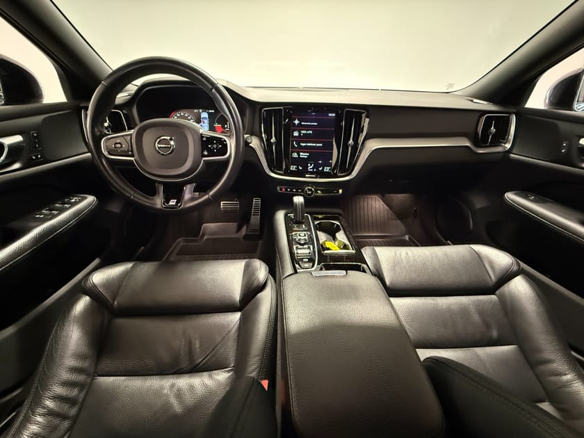 Bilde 5 av Volvo V60 T8 Twin Engine R-Design ACC/Krok/Kam/Skinn/P-varmer
