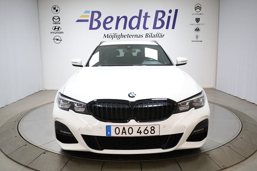 Bild 3 av BMW 330e xDrive Touring | M sport | HiFi | Dragkrok | Rattvärme