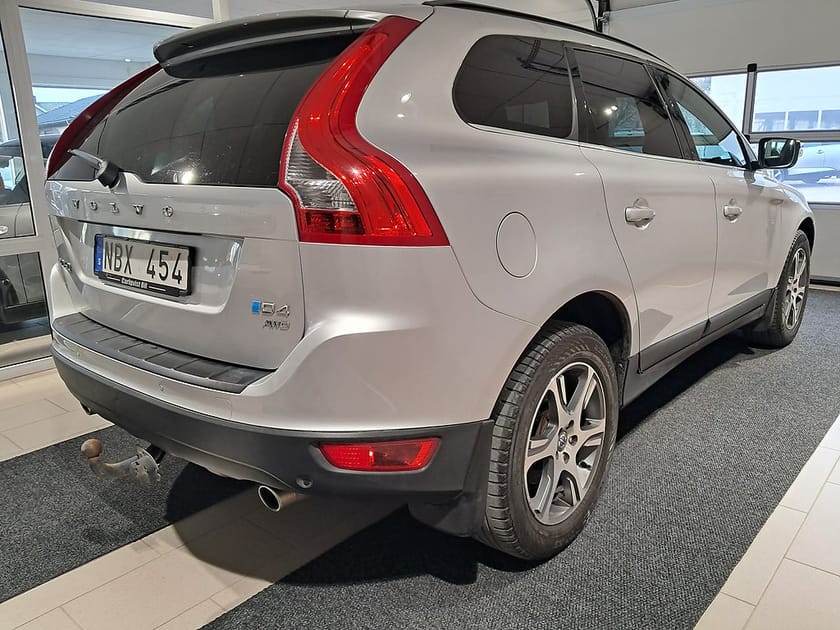 Bild 4 av Volvo XC60 AWD D4 163HK 4x4 Dynamic Edition Läder