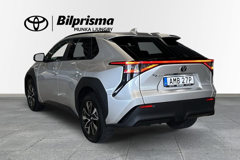 Bild 3 av Toyota bZ4X 71.4 kWh Style Premium Vinterhjul