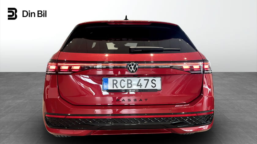 Bild 5 av Volkswagen Passat Variant eHybrid R-LINE 1.5 TSI Panorama/Navigation