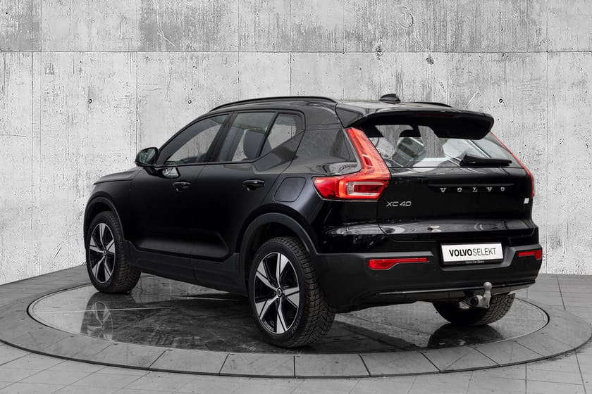 Bilde 4 av Volvo XC40 Recharge Twin motor El. Plus 408Hk. Hengerfeste!
