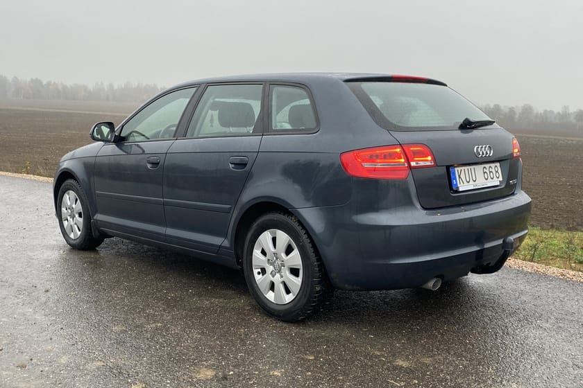 Bild 3 av Audi A3 Sportback 1.6 TDI Attraction, Comfort | MV | Drag | S&V