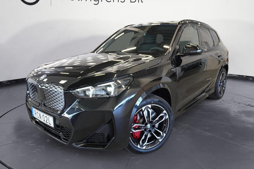 Bild 1 av BMW iX1 xDrive30 M Sport Pro Business Ed Drag DA Pro