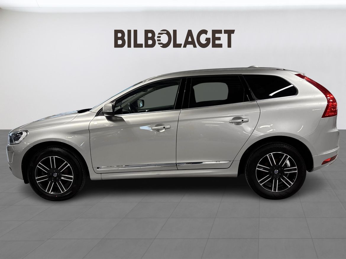 Volvo XC60 2017 - miniatyr 2
