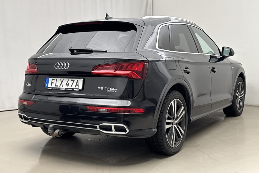 Bild 3 av Audi Q5 55 TFSI e quattro TFSIe (367hk) S Line Matrix LED Drag
