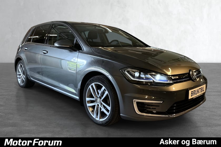 Bilde 3 av Volkswagen e-Golf EXCLUSIVE | SKINN | ACTIVE INFO | KEYLESS | ACC