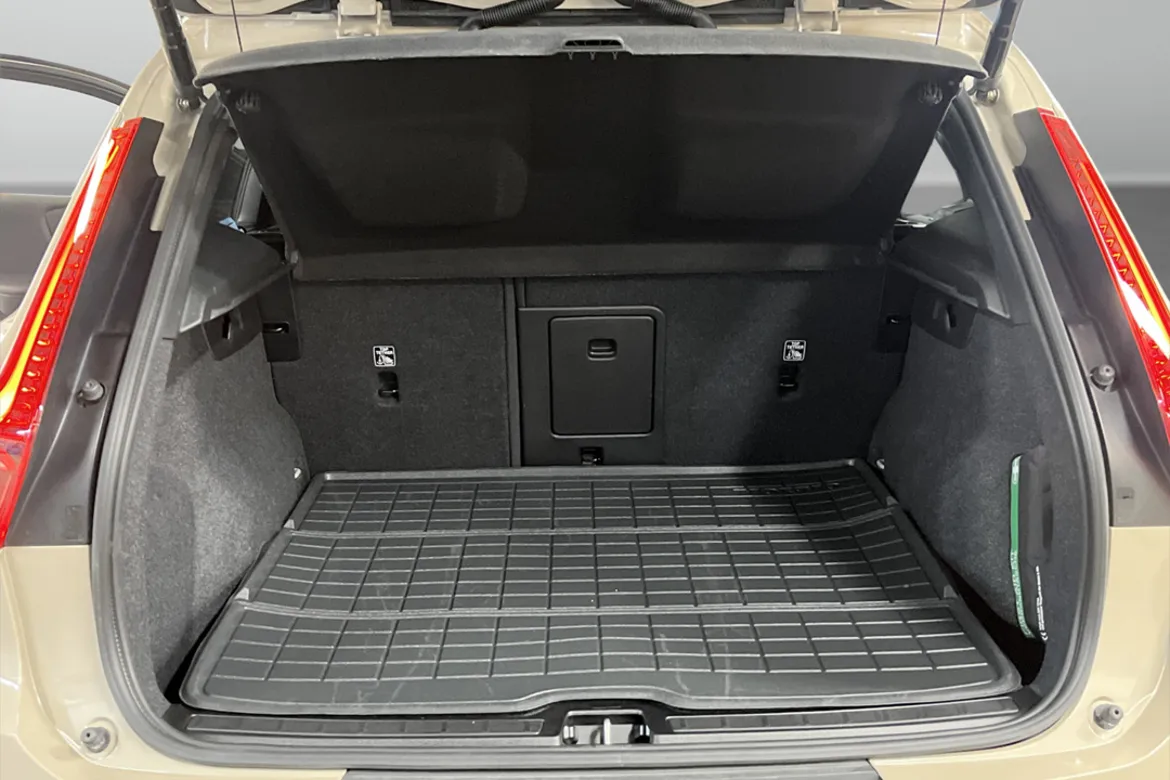 Volvo EX40 Single Motor Extended Range