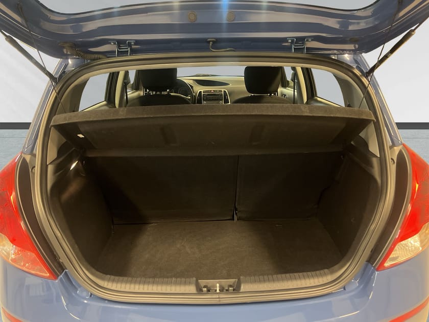 Bild 5 av Hyundai i20 1,4 100hk Automat