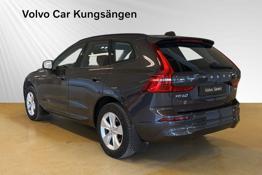 Bild 4 av Volvo XC60 MC73 B5 AWD Bensin Momentum DRAG 360