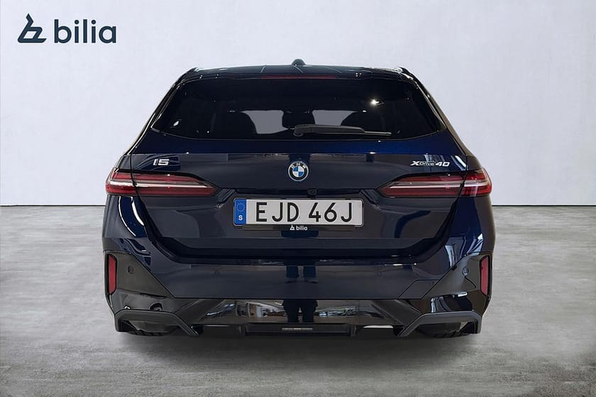 Bild 4 av BMW i5 xDrive40 Touring xDrive 40 M-sport Business | H&K | 9385kr/mån ex moms