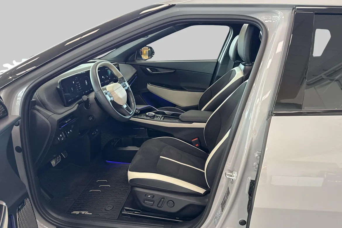 picture of a car