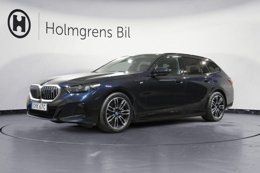 Bild 1 av BMW i5 eDrive40 Touring M Sport Business PA H K DA Drag
