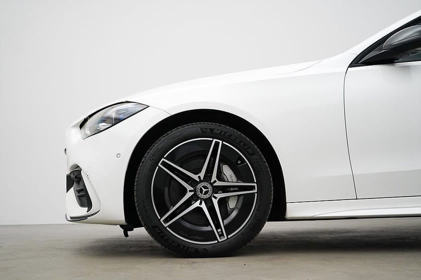 Bild 2 av Mercedes-Benz C 300 T e C300 / 313hk / AMG / Moms / 360°